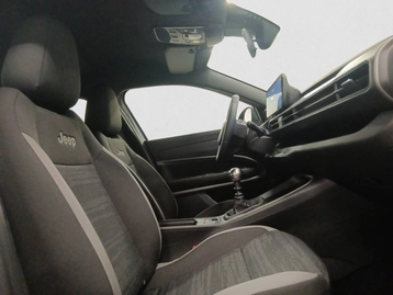 Image véhicule  Jeep AVENGER (17)