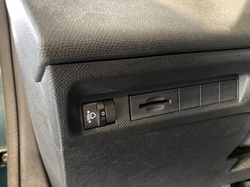 Image véhicule  Peugeot 308 SW (13)