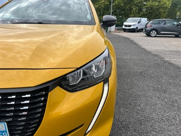 Image véhicule  Peugeot 208 (12)