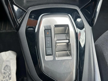 Image véhicule  Peugeot 208 (29)