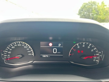 Image véhicule  Peugeot 208 (21)