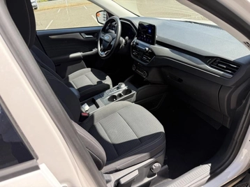 Image véhicule  Ford KUGA (7)