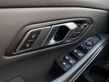 Image véhicule  BMW SÉRIE 3 TOURING (5)