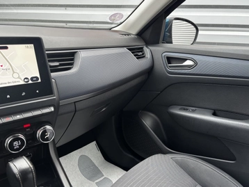 Image véhicule  Renault ARKANA (29)