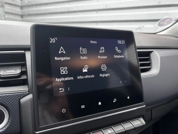 Image véhicule  Renault ARKANA (23)