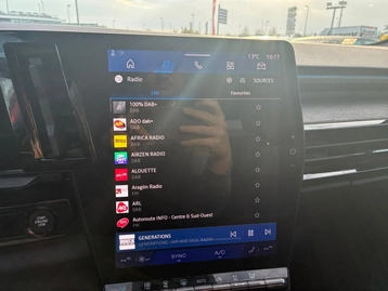 Image véhicule  Renault AUSTRAL (32)
