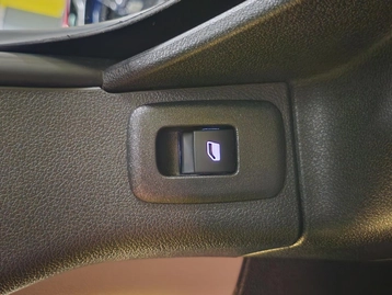 Image véhicule  Peugeot RIFTER (24)