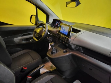 Image véhicule  Peugeot RIFTER (29)