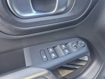 Image véhicule  Citroën C5 AIRCROSS (8)
