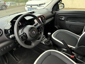 Image véhicule  Renault TWINGO III (7)