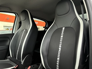 Image véhicule  Renault TWINGO III (8)