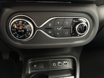 Image véhicule  Renault TWINGO III (14)