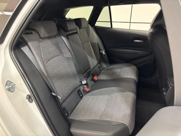 Image véhicule  Toyota COROLLA TOURING SPORT (30)