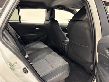 Image véhicule  Toyota COROLLA TOURING SPORT (31)