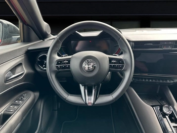 Image véhicule  Alfa Romeo JUNIOR (11)