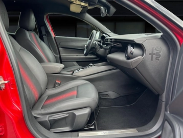 Image véhicule  Alfa Romeo JUNIOR (14)