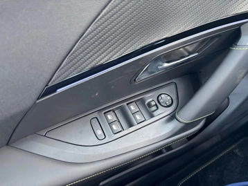 Image véhicule  Peugeot 2008 (12)