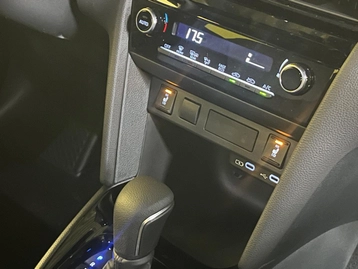 Image véhicule  Toyota YARIS CROSS (31)