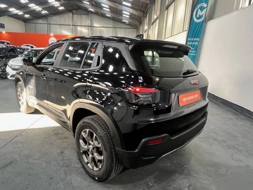 Image véhicule  Jeep AVENGER (2)