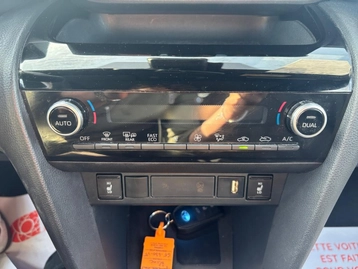 Image véhicule  Toyota YARIS CROSS (34)