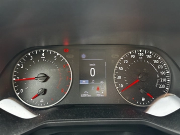 Image véhicule  Renault CLIO (10)