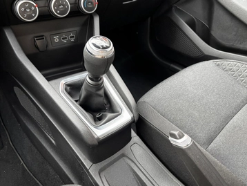 Image véhicule  Renault CLIO (17)