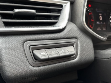 Image véhicule  Renault CLIO (20)