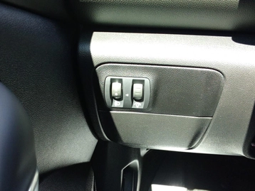 Image véhicule  Renault MEGANE (27)
