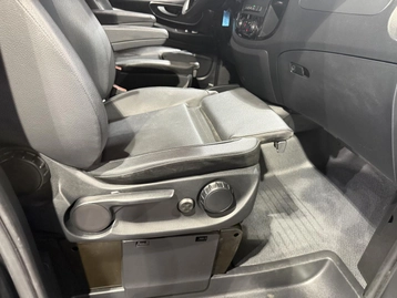 Image véhicule  Mercedes VITO (23)
