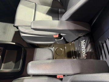Image véhicule  Mercedes VITO (16)