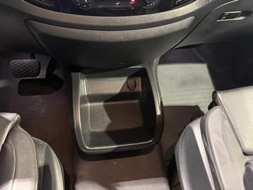 Image véhicule  Mercedes VITO (15)