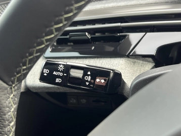 Image véhicule  Peugeot 3008 (32)