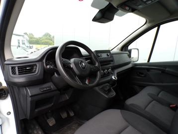Image véhicule  Renault TRAFIC (6)
