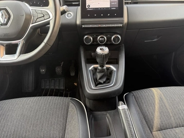 Image véhicule  Renault CLIO (10)