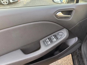 Image véhicule  Renault CLIO (19)