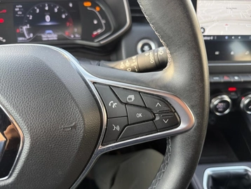 Image véhicule  Renault CLIO (22)