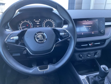 Image véhicule  Skoda FABIA (7)