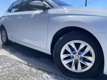 Image véhicule  Skoda FABIA (6)