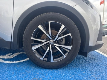 Image véhicule  Toyota C-HR (19)