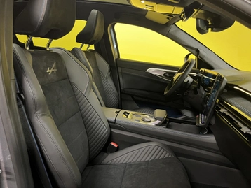 Image véhicule  Renault RAFALE (28)