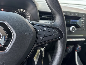 Image véhicule  Renault CLIO (11)