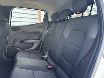 Image véhicule  Renault CLIO (4)