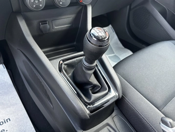 Image véhicule  Renault CLIO (17)