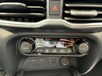 Image véhicule  Nissan JUKE (31)