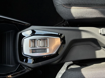 Image véhicule  Peugeot 2008 (19)