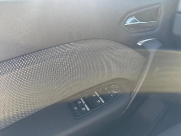 Image véhicule  Renault CAPTUR (21)