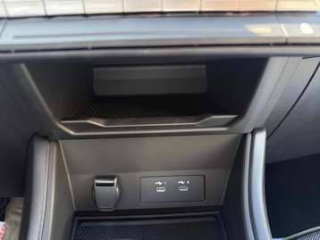 Image véhicule  Renault CAPTUR (33)