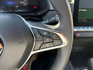 Image véhicule  Renault CAPTUR (23)