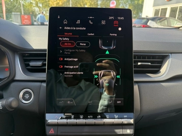 Image véhicule  Renault CAPTUR (31)