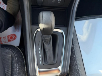 Image véhicule  Renault CAPTUR (34)